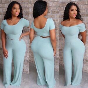 Nwt Boutique Crop Top Wide Legged Set